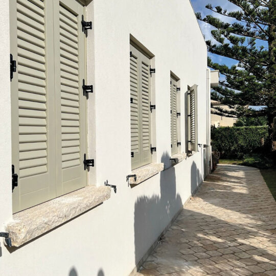 Finestre Liotta - Infissi verde salvia - Installazione persiane verde salvia - persiane verde salvia