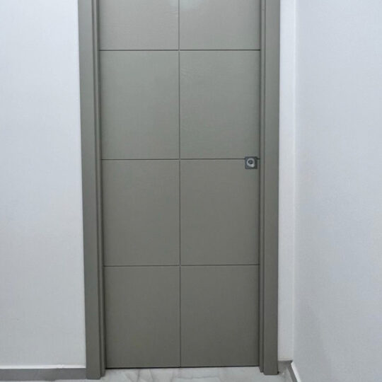 Porta grigia - Liotta Porte