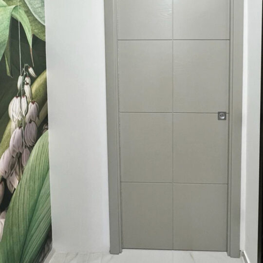 Porta grigia - Liotta Porte