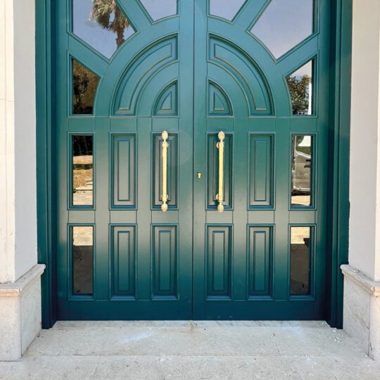 Porta verde esterno - Liotta Porte